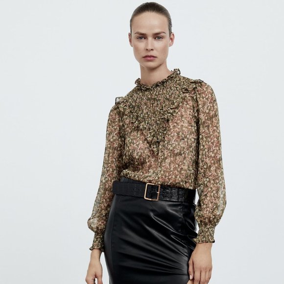 NWT ZARA METALLIC THREAD PRINTED BLOUSE Smocked  Ruffle - Picture 2 of 13